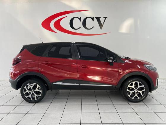 RENAULT CAPTUR 2.0 16V HI-FLEX BOSE AUTOMÁTICO